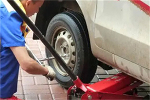 黄龙附近拖车24小时服务热线电话