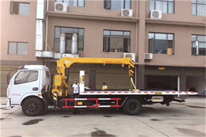 黄龙附近汽车轮胎更换