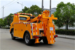 黄龙高速路拖车费